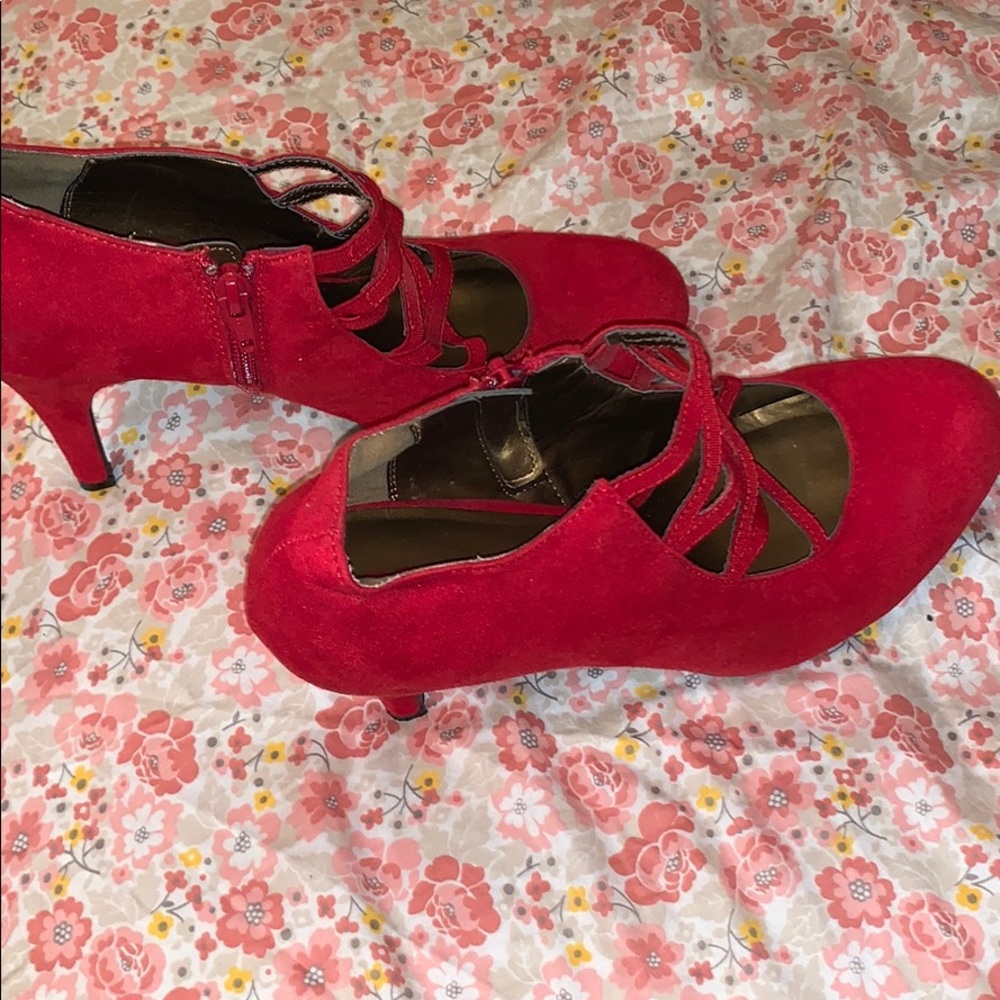 red heels